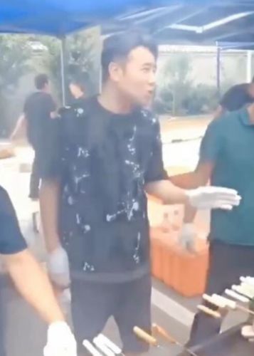 刘皇叔接着奏乐接着舞视频动图免费版
